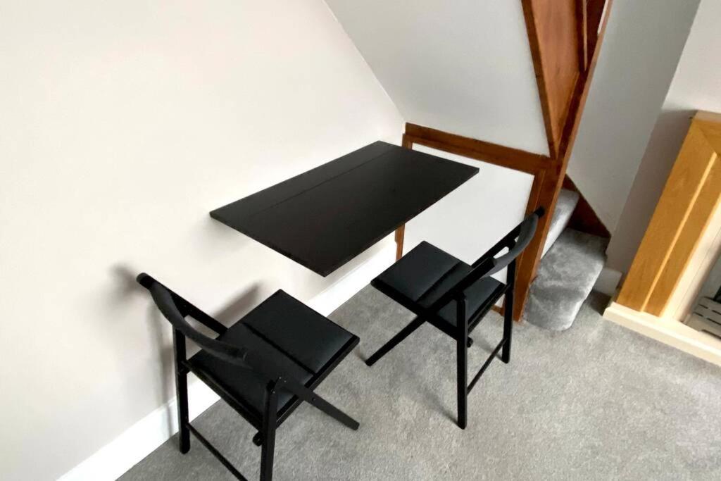Spacious 2 Bed Apt Sleeps 4 Near Bournemouth Beach Ngoại thất bức ảnh